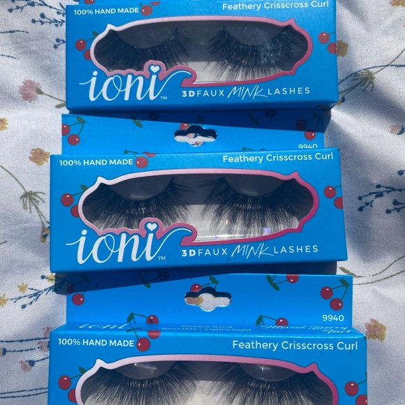 House of Lashes Makeup Ioni House Of Lashes False Eyelashes Poshmark